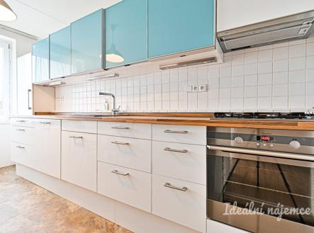 Pronájem bytu, 4+1, 77 m² obrázek