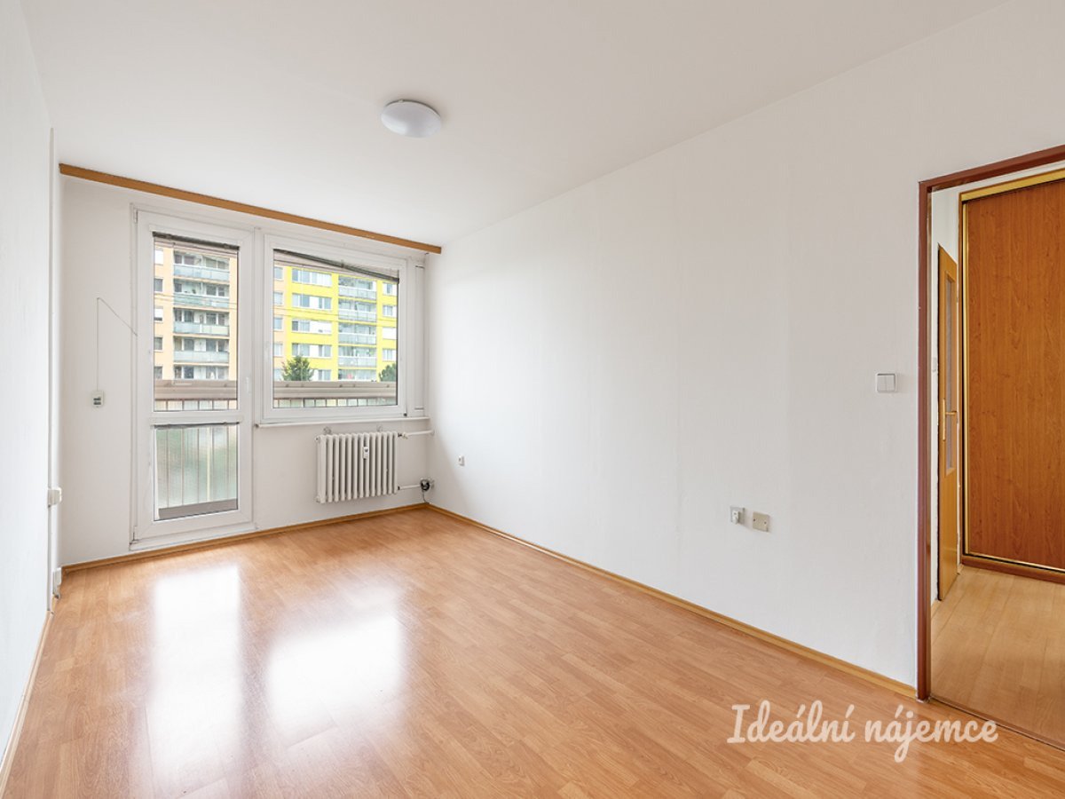 Pronájem bytu 2+kk, Smotlachova, Kamýk, 16900 Kč/měs, 48 m2