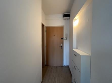 Pronájem bytu, 1+1, 32 m²