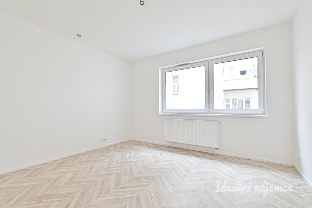 Pronájem bytu 1+kk, Cejl, Zábrdovice,  Kč/měs, 29 m2