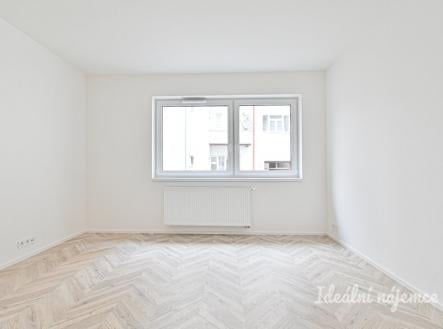 Pronájem bytu, 1+kk, 29 m²