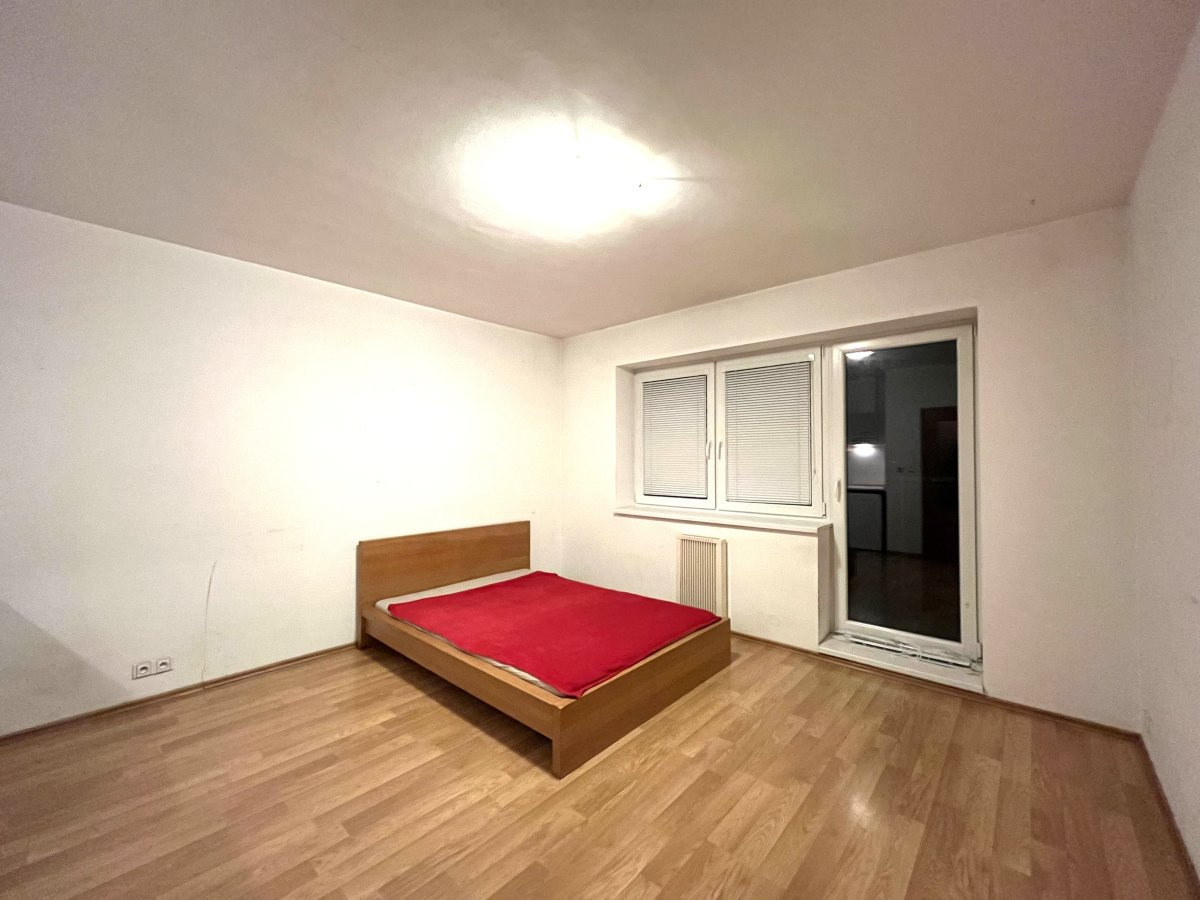 Pronájem bytu 1+kk, Nachová, Řečkovice,  11.900 Kč/měs, 26 m2
