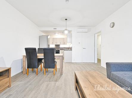 Pronájem bytu, 2+kk, 63 m²