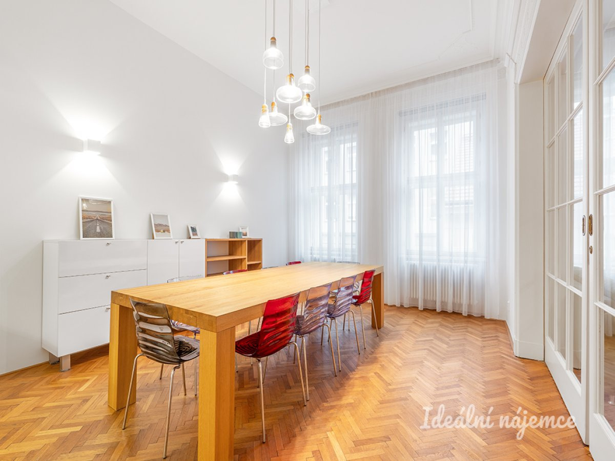 Pronájem bytu 4+kk, Klimentská, Nové Město, 47000 Kč/měs, 123 m2