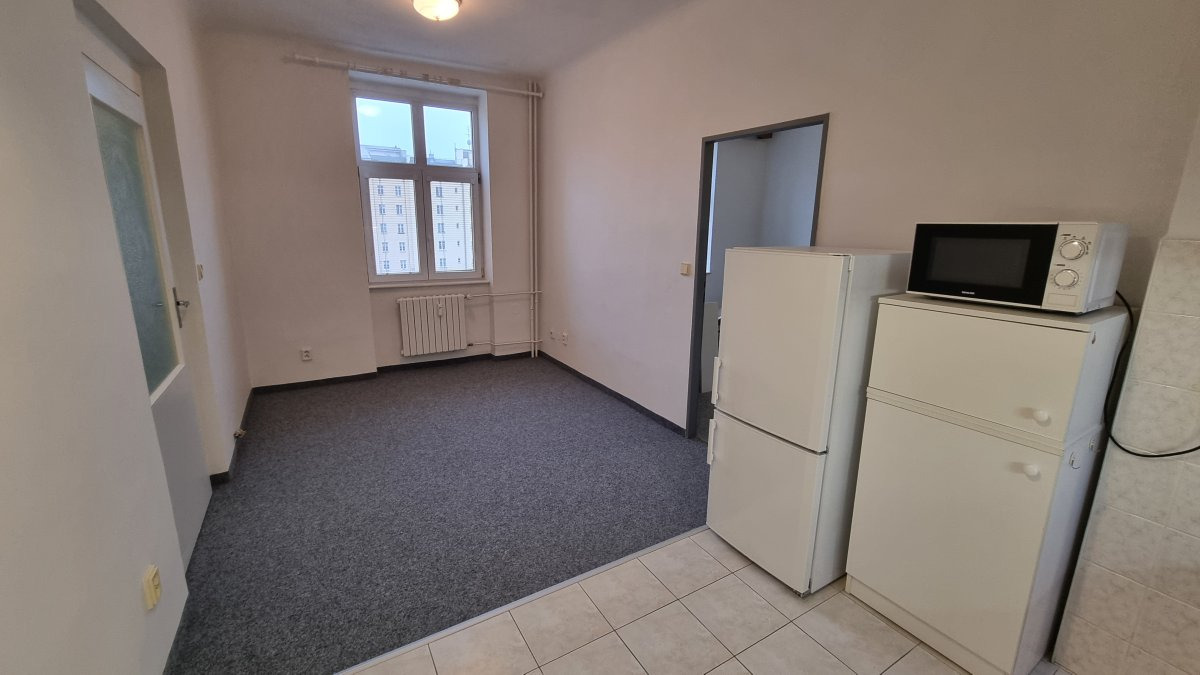 Pronájem bytu 2+kk, Sládkovského, Plzeň, 12500 Kč/měs, 43 m2