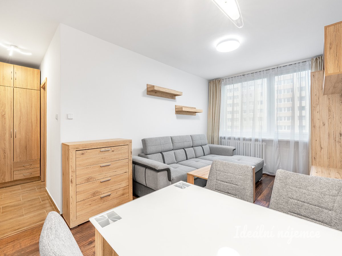 Pronájem bytu 2+kk, Machuldova, Kamýk, 20900 Kč/měs, 43 m2