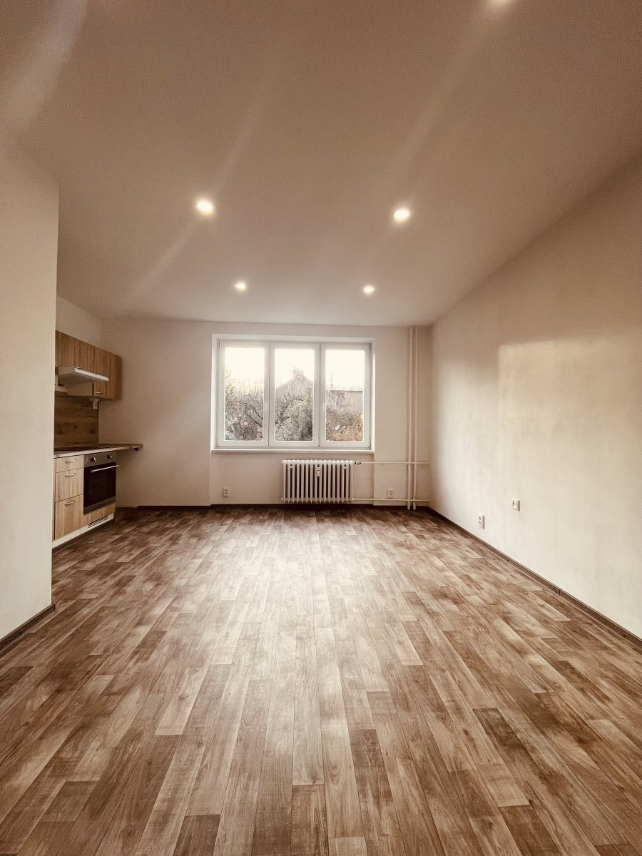 Pronájem bytu 1+kk, Krakovská, Hrabůvka,  Kč/měs, 24 m2