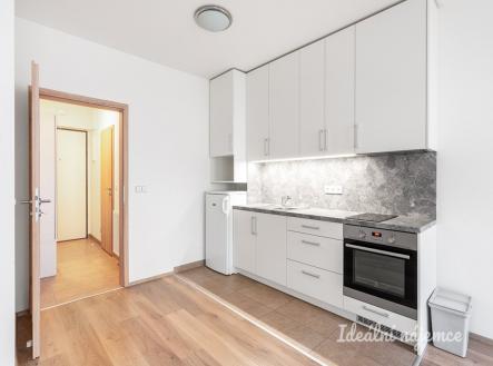 Pronájem bytu, 1+kk, 36 m²