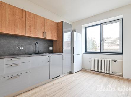 Pronájem bytu, 3+1, 76 m²