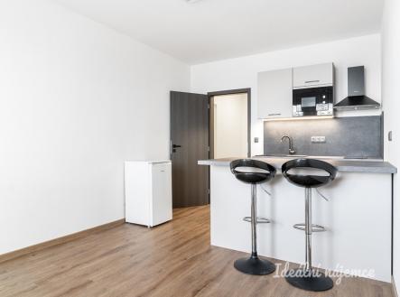 Pronájem bytu, 2+kk, 41 m²