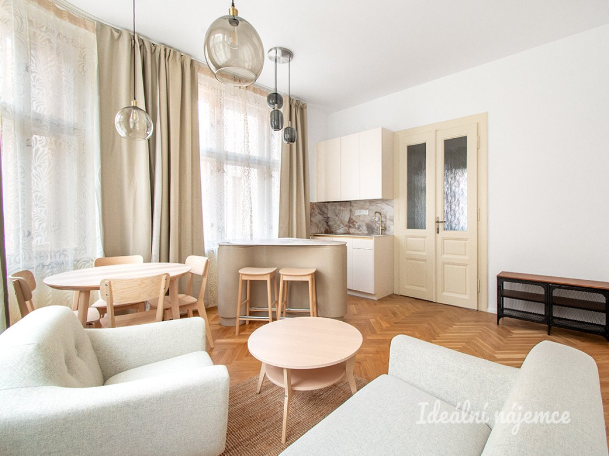 Pronájem bytu 3+kk, Templová, Staré Město, 32 100 Kč/měs, 68 m2