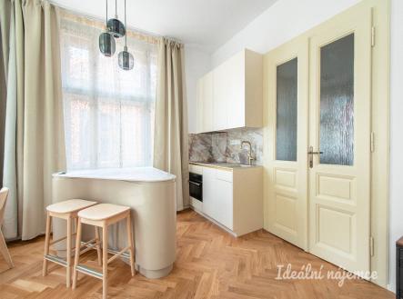 Pronájem bytu, 3+kk, 68 m²