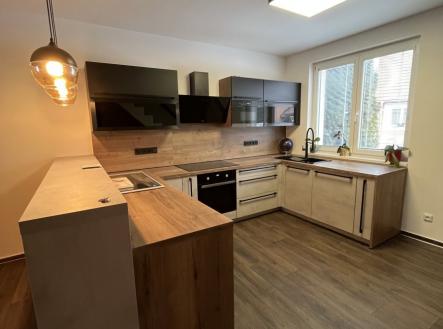 Pronájem bytu, 4+kk, 139 m²