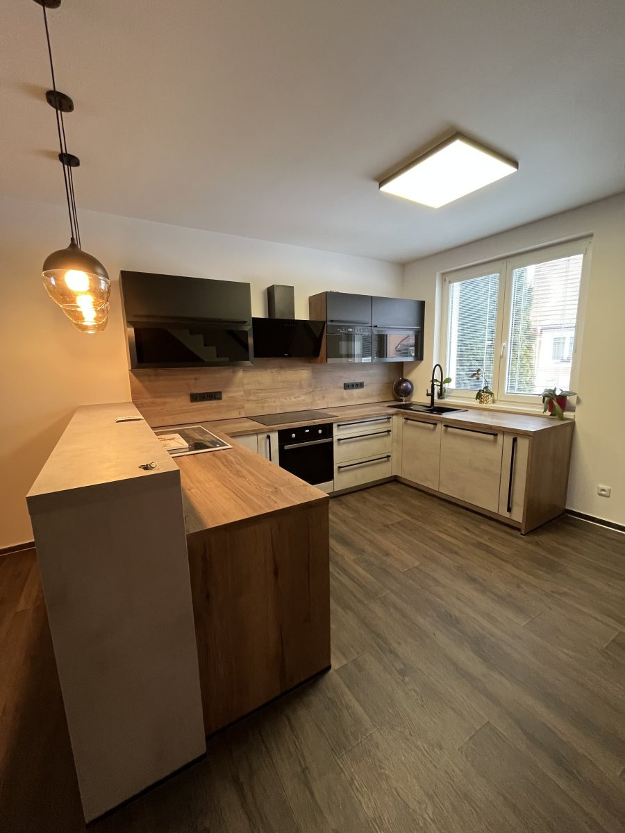 Pronájem domu 4+kk, U Potoka, Hlušovice, 28000 Kč/měs, 139 m2
