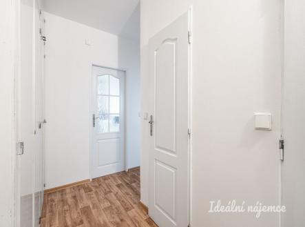 Pronájem bytu, 2+kk, 43 m²