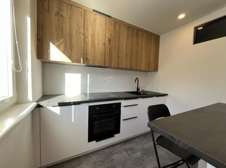 Pronájem bytu, 1+1, 33 m²