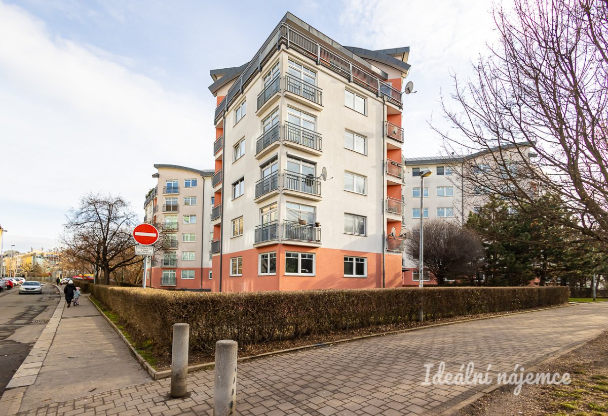 Pronájem bytu 2+kk, Přípotoční, Vršovice,  25900 Kč/měs, 60 m2