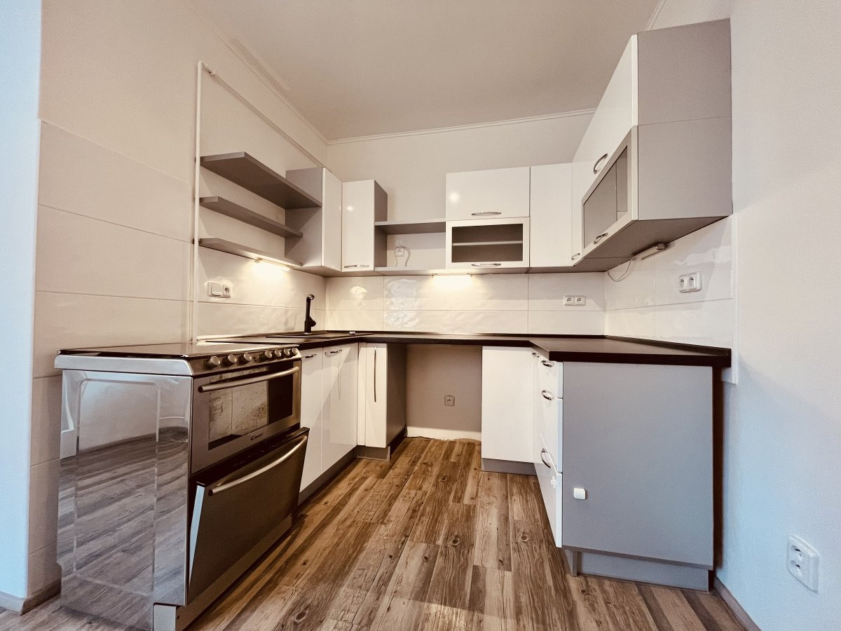 Pronájem bytu 1+1, Garážní, Moravská Ostrava, 8900 Kč/měs, 46 m2