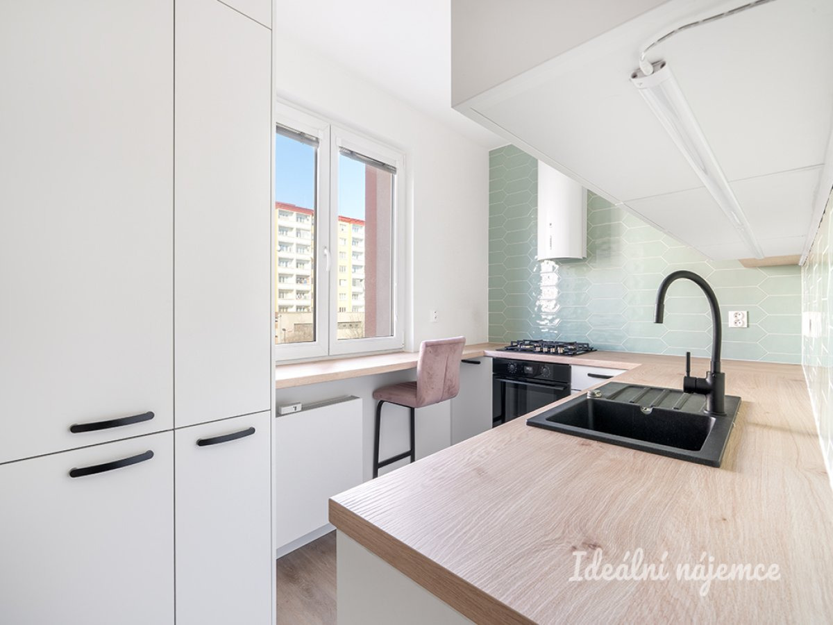 Pronájem bytu 2+1, Práčská, Záběhlice, 53 m2