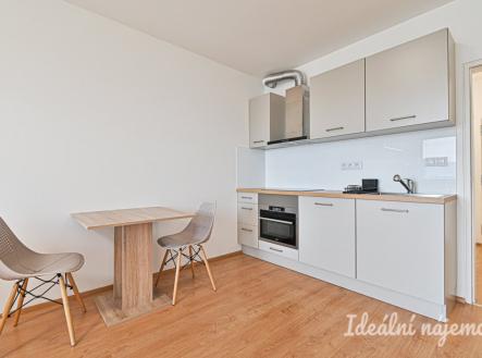 Pronájem bytu, 1+kk, 34 m²