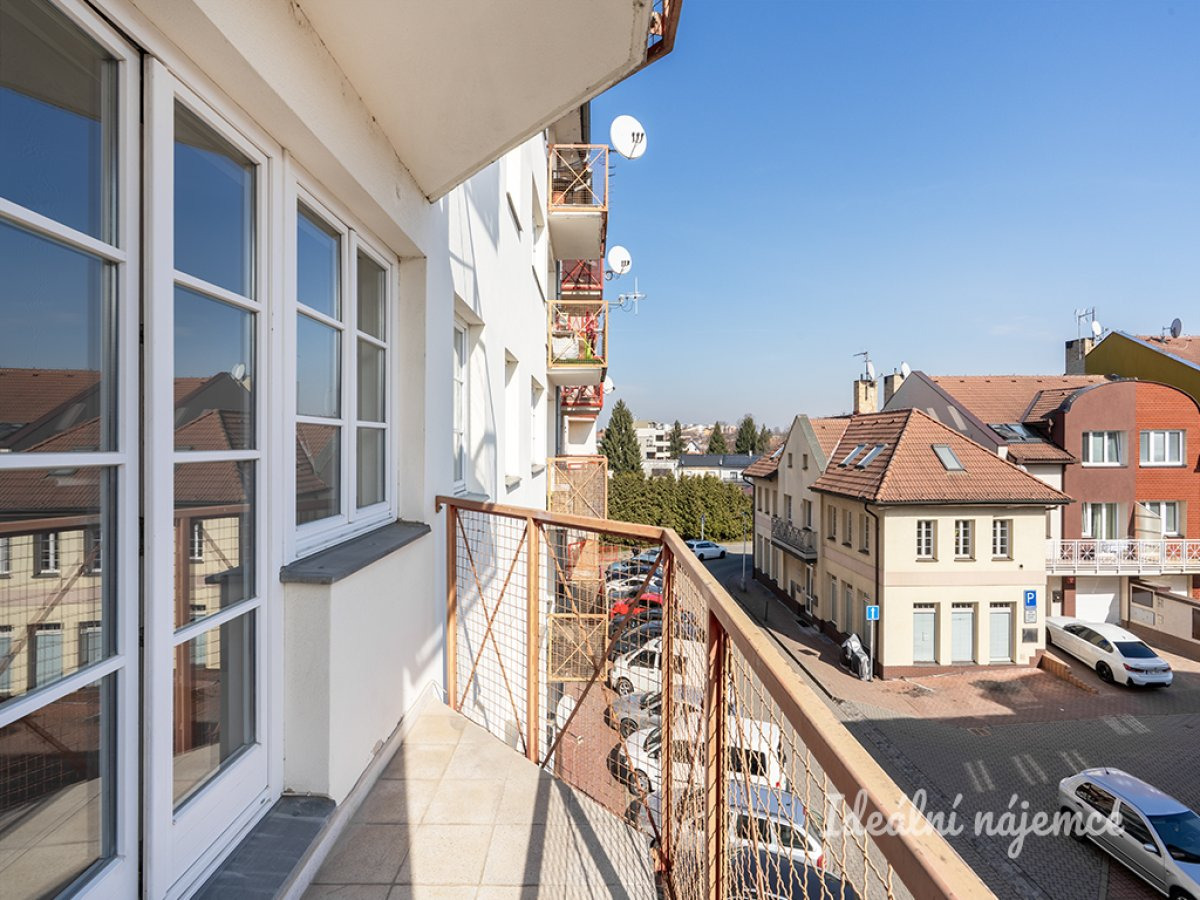 Pronájem bytu 2+kk, Pelušková, Kyje,  37 m2