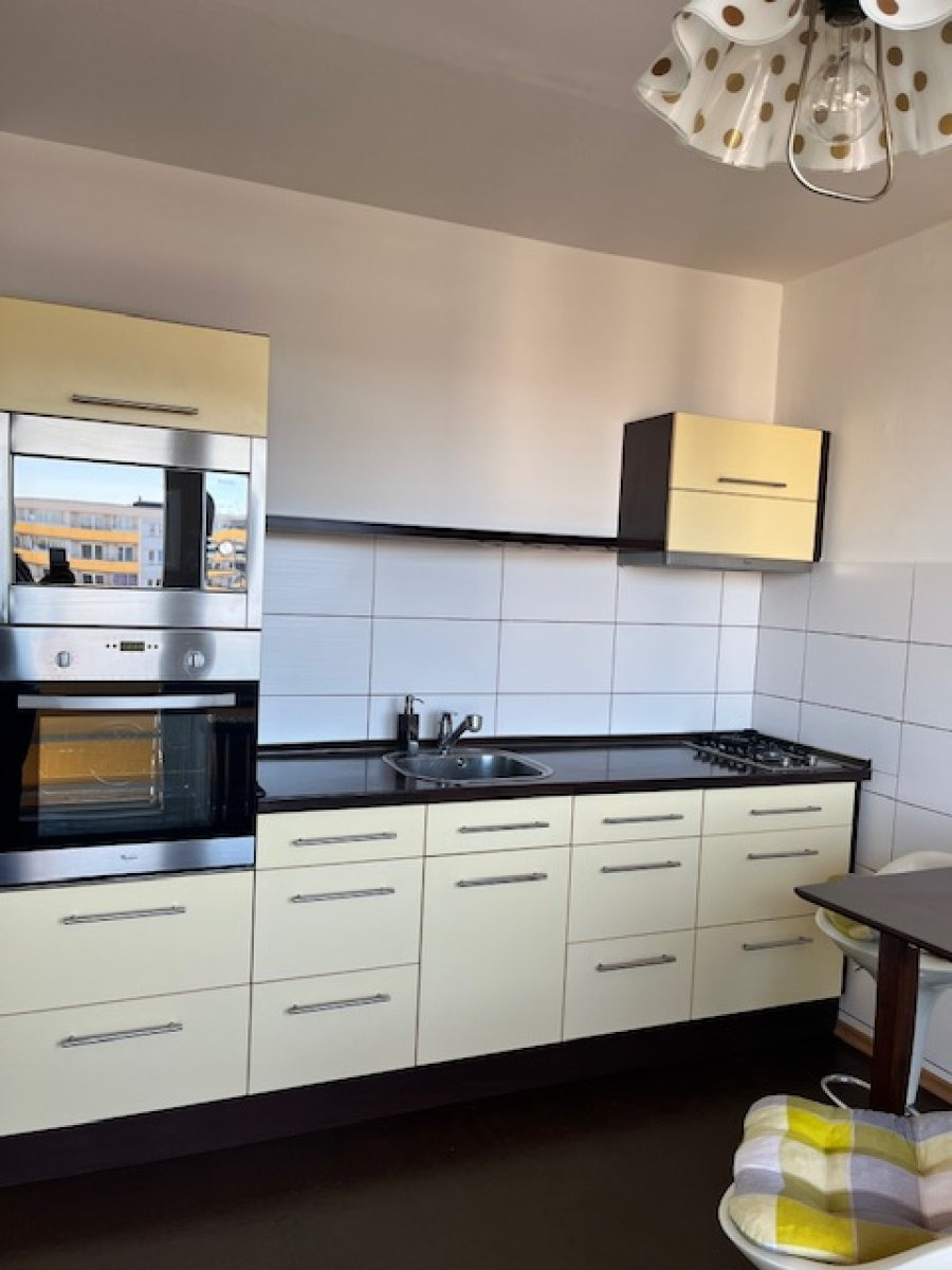 Pronájem bytu 2+1, třída Edvarda Beneše, Nový Hradec Králové, 17000 Kč/měs, 78 m2