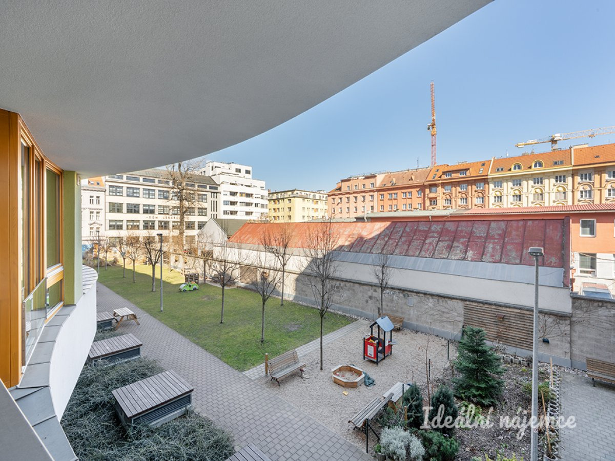 Pronájem bytu 2+kk, Kurta Konráda, Libeň,  53 m2