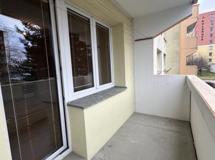 Pronájem bytu, 2+kk, 42 m²