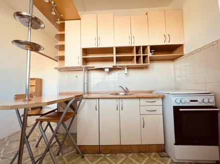 Pronájem bytu, 2+1, 58 m²