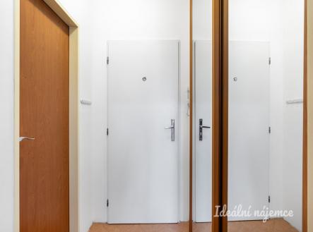 Pronájem bytu, 2+kk, 74 m²