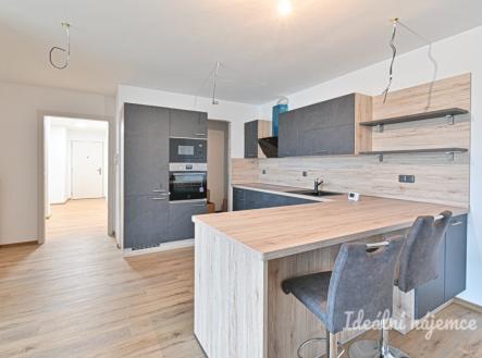 Pronájem bytu, 4+kk, 127 m²