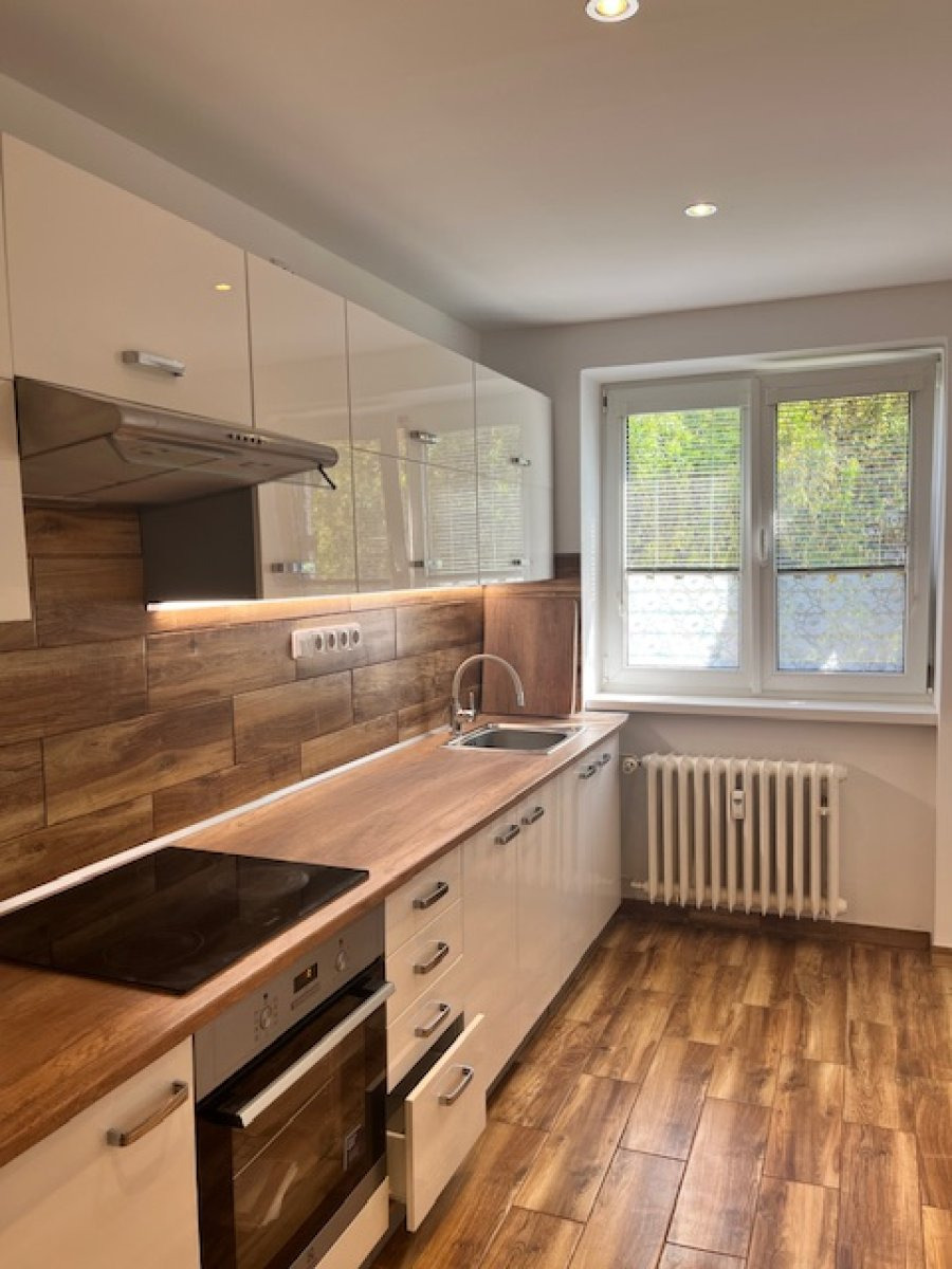 Pronájem bytu 2+1, Sokolovská, Pardubice, 16900 Kč/měs, 61 m2