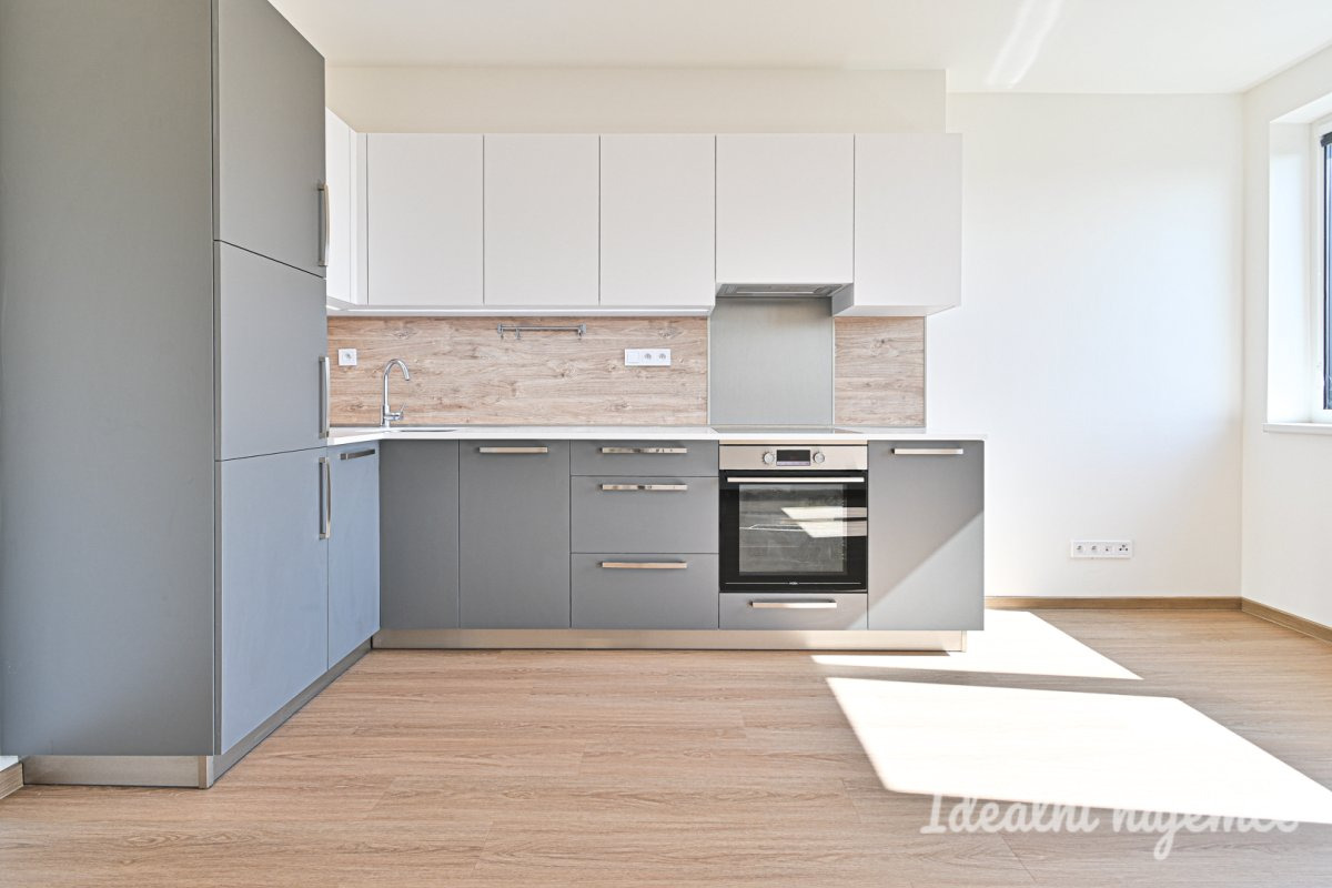 Pronájem bytu 1+kk, Slatinská, Židenice, 12.900  Kč/měs, 32 m2
