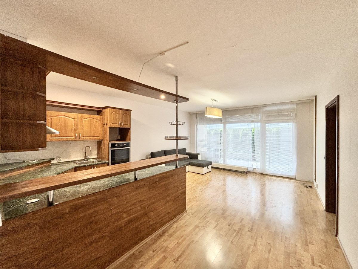 Pronájem bytu 2+kk, Humpolecká, Liberec, 17700 Kč/měs, 55 m2