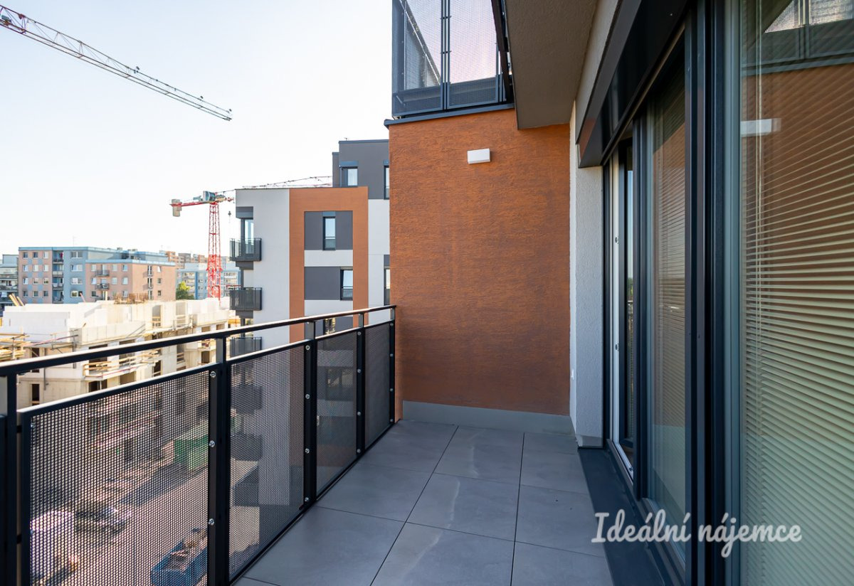 Pronájem bytu 1+kk, Výstavní, Háje, 21000 Kč/měs, 32 m2