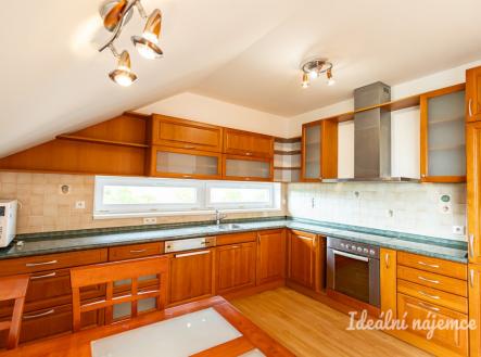 Pronájem bytu, 4+kk, 95 m²