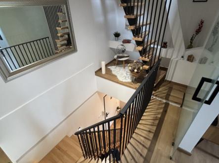 Pronájem bytu, 4+kk, 115 m²