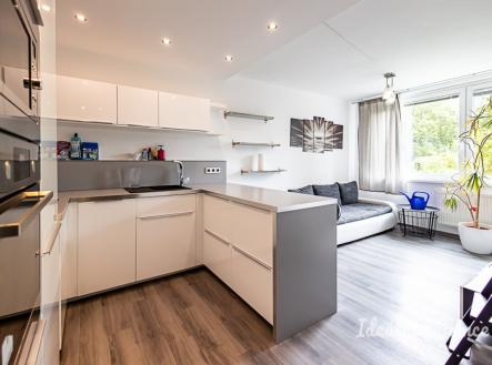 Pronájem bytu, 2+kk, 42 m² obrázek