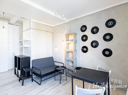 Pronájem bytu, 1+kk, 22 m²
