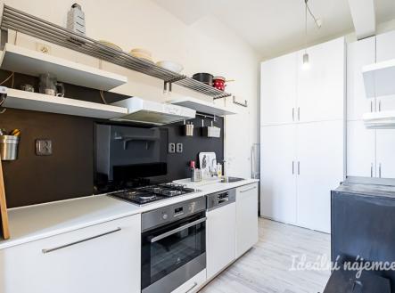Pronájem bytu, 1+kk, 22 m²