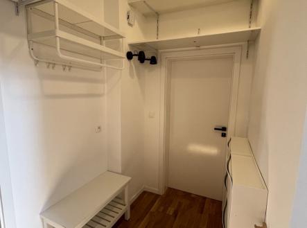 Pronájem bytu, 2+1, 72 m²