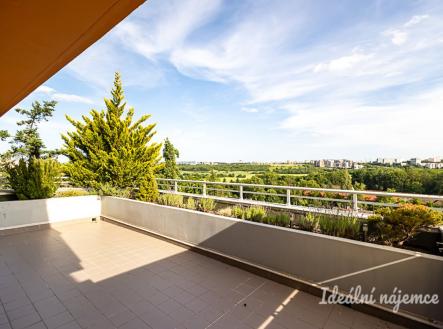 Pronájem bytu, 3+kk, 85 m²