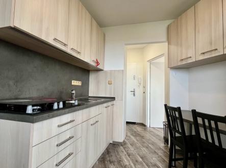 Pronájem bytu, 2+1, 43 m²