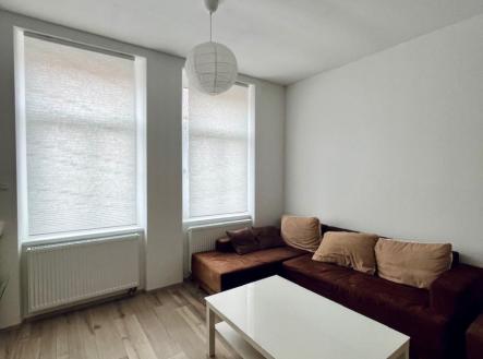 Pronájem bytu, 2+kk, 44 m²