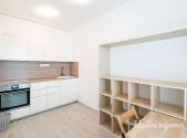 Pronájem bytu, 1+kk, 33 m²