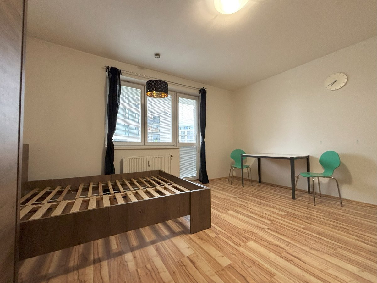 Pronájem bytu 1+kk, Goldscheiderova, Plzeň,  13500,- Kč/měs, 30 m2
