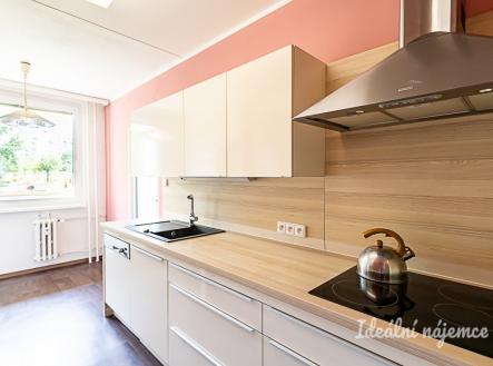 Pronájem bytu, 3+1, 80 m²