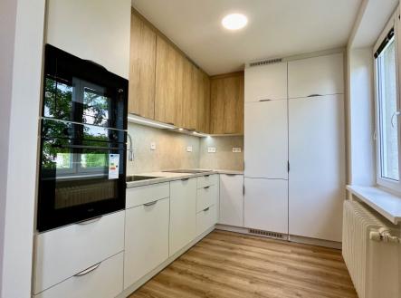 Pronájem bytu, 2+kk, 49 m²