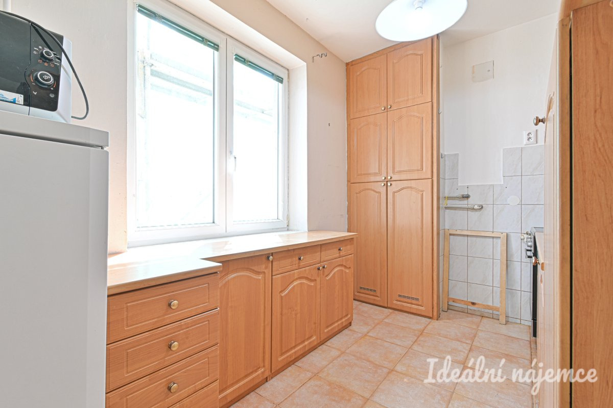 Pronájem bytu 3+kk, Bačovského, Líšeň,  22.000 Kč/měs, 72 m2