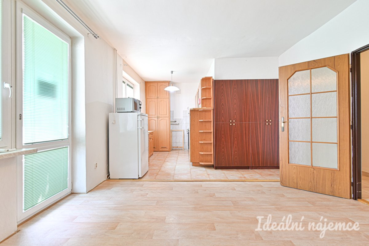 Pronájem bytu 3+kk, Bačovského, Líšeň,  22.000 Kč/měs, 72 m2